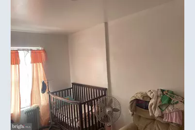 32 N Wycombe Avenue, Lansdowne, PA 19050 - Photo 3