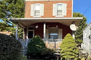 330 Fairview, Crum Lynne, PA 19022 - Photo 1