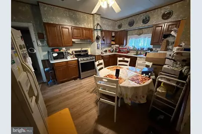 330 Fairview, Crum Lynne, PA 19022 - Photo 7