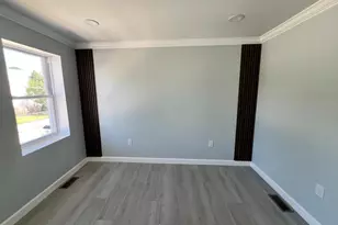 710 Lamokin St, Chester, PA 19013 - Photo 9