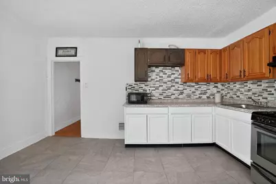 2032 Edgmont Avenue, Chester, PA 19013 - Photo 5