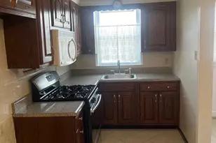 2404 Stoneybrook Ln, Drexel Hill, PA 19026 - Photo 7