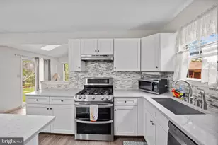 107 Romaine Way, Aston, PA 19014 - Photo 11