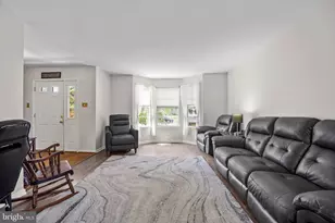 107 Romaine Way, Aston, PA 19014 - Photo 3