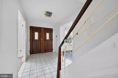 315 Beechtree Drive, Broomall, PA 19008 - Photo 3