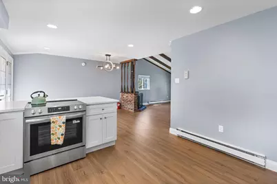 343 Sugartown Road #B, Wayne, PA 19087 - Photo 5