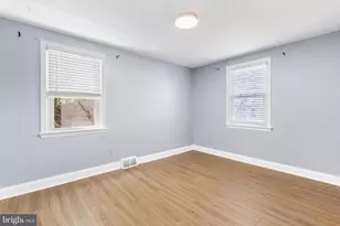 343 A Sugartown Rd, Wayne, PA 19087 - Photo 9