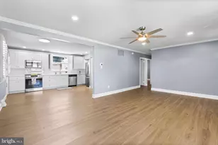 343 A Sugartown Rd, Wayne, PA 19087 - Photo 3