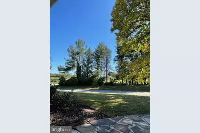 201 Clover Circle, Media, PA 19063 - Photo 3