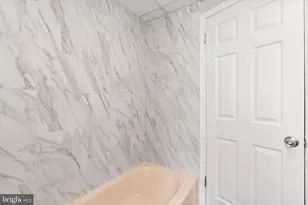 1363 Green St, Marcus Hook, PA 19061 - Photo 23