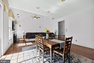 222 Hillsboro Mills Lane, Wallingford, PA 19086 - Photo 9