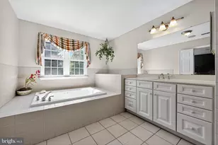 222 Hillsboro Mills Ln, Wallingford, PA 19086 - Photo 19