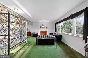 319 Crestview Cir, Media, PA 19063 - Photo 5