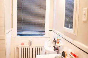 204 E Avon Rd, Brookhaven, PA 19015 - Photo 11