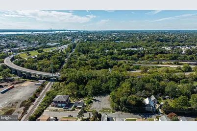 115 Youngs Avenue, Crum Lynne, PA 19022 - Photo 3