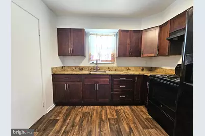 531 Pershing Avenue, Collingdale, PA 19023 - Photo 3