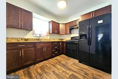 531 Pershing Avenue, Collingdale, PA 19023 - Photo 5