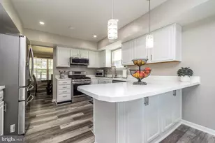 319 Fairview Rd, Woodlyn, PA 19094 - Photo 11