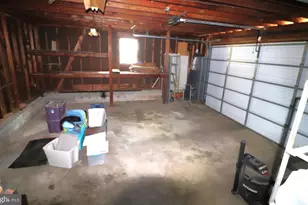 2734 Old Cedar Grove Rd, Broomall, PA 19008 - Photo 27