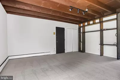 100 E Glenolden Avenue #B-6, Glenolden, PA 19036 - Photo 3