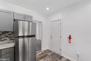 323 Berbro St, Darby, PA 19023 - Photo 5