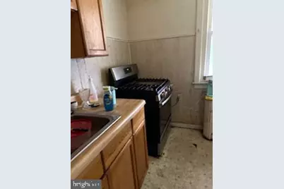 126 Hansen Terrace, Darby, PA 19023 - Photo 5