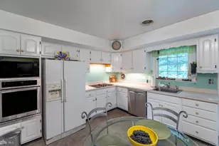 127 Deerfield Rd, Broomall, PA 19008 - Photo 17