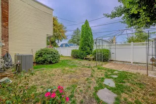 806 W Penn Pines Blvd, Aldan, PA 19018 - Photo 23