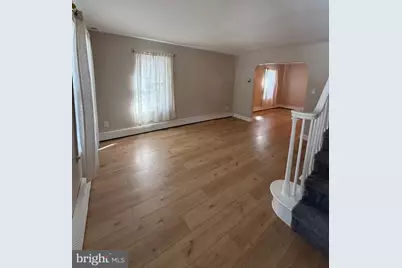 241 Fairview Road, Crum Lynne, PA 19022 - Photo 5