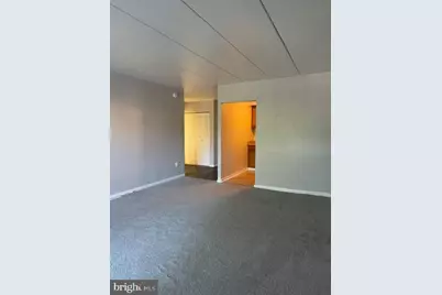 3421 W Chester Pike #A24-1BR, Newtown Square, PA 19073 - Photo 5