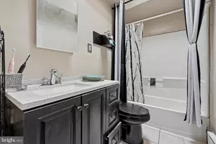 219 Laurel Rd, Sharon Hill, PA 19079 - Photo 9