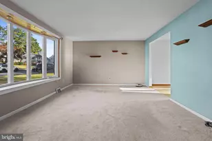 18 Cobblestone Ln, Aston, PA 19014 - Photo 5