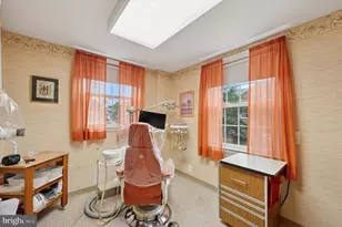 363 Holmes Rd, Holmes, PA 19043 - Photo 9