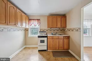 363 Holmes Rd, Holmes, PA 19043 - Photo 17