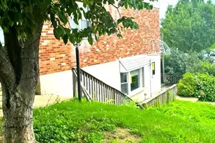 610 S Cedar Ln, Upper Darby, PA 19082 - Photo 3