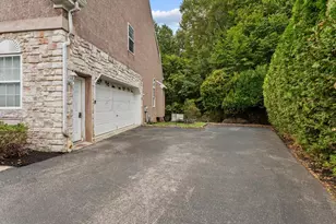 746 Kelli Ln, Springfield, PA 19064 - Photo 41