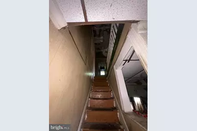 2704 W 4th Street, Chester, PA 19013 - Photo 13