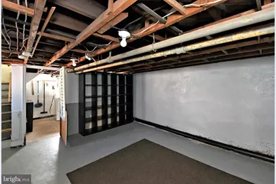 88 E Essex Avenue, Lansdowne, PA 19050 - Photo 43