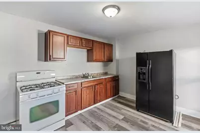 408 Highland Avenue, Chester, PA 19013 - Photo 7