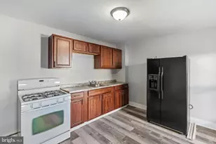 408 Highland Ave, Chester, PA 19013 - Photo 7