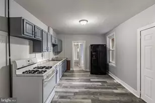 408 Highland Ave, Chester, PA 19013 - Photo 17