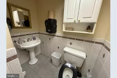 1254 W Chester Pike #206C, Havertown, PA 19083 - Photo 5