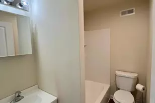 160 W Ridge Rd, Marcus Hook, PA 19061 - Photo 25