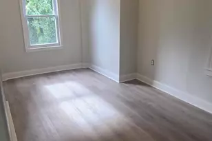 2026 Edgmont Ave, Chester, PA 19013 - Photo 9