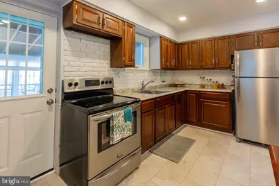 257 W Greenwood Avenue, Lansdowne, PA 19050 - Photo 7