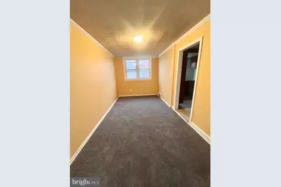 921 Lincoln Street, Chester, PA 19013 - Photo 3