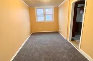 921 Lincoln St, Chester, PA 19013 - Photo 3