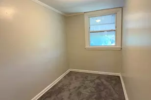 921 Lincoln St, Chester, PA 19013 - Photo 9