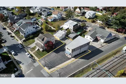 800 Woodlawn Avenue, Collingdale, PA 19023 - Photo 3