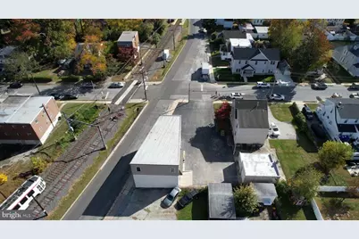 800 Woodlawn Avenue, Collingdale, PA 19023 - Photo 13